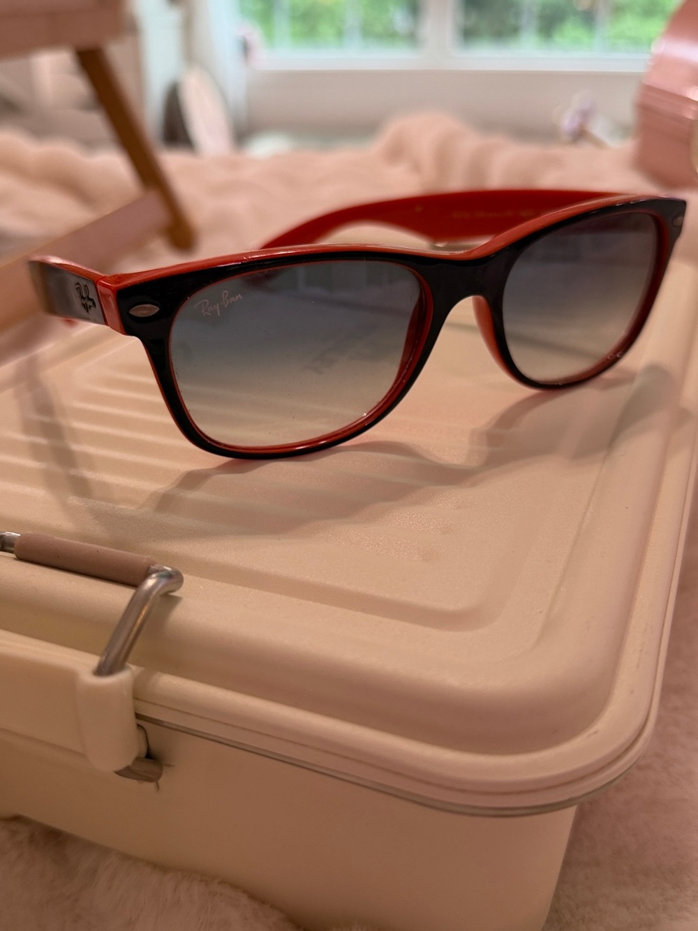 Ray-Ban New Wayfarer Color Mix Sunglasses With Case - Picture 6 of 14